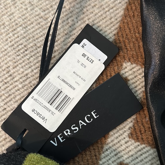 Authentic Mens Versace Slippers size XL SOLD OUT - Picture 2 of 7